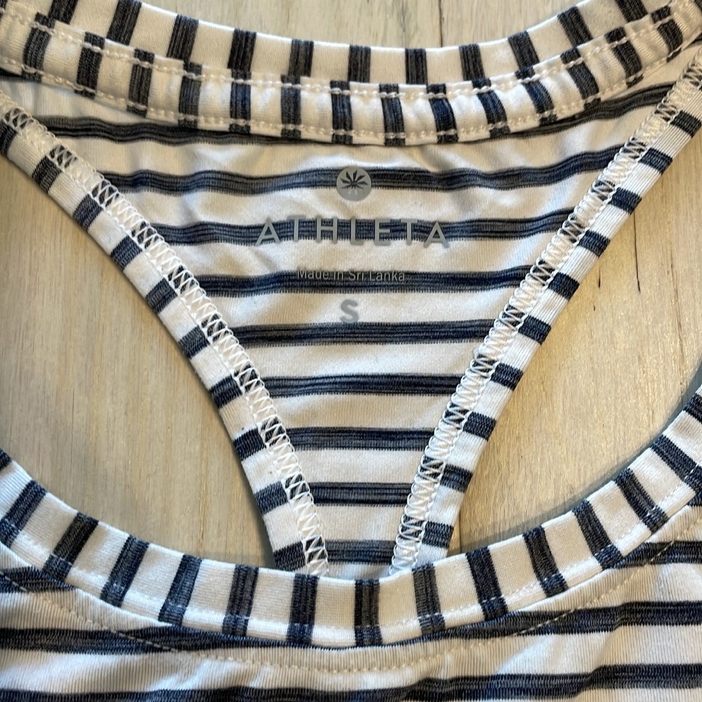 Athleta Tank Top Size S - Picture 2 of 2
